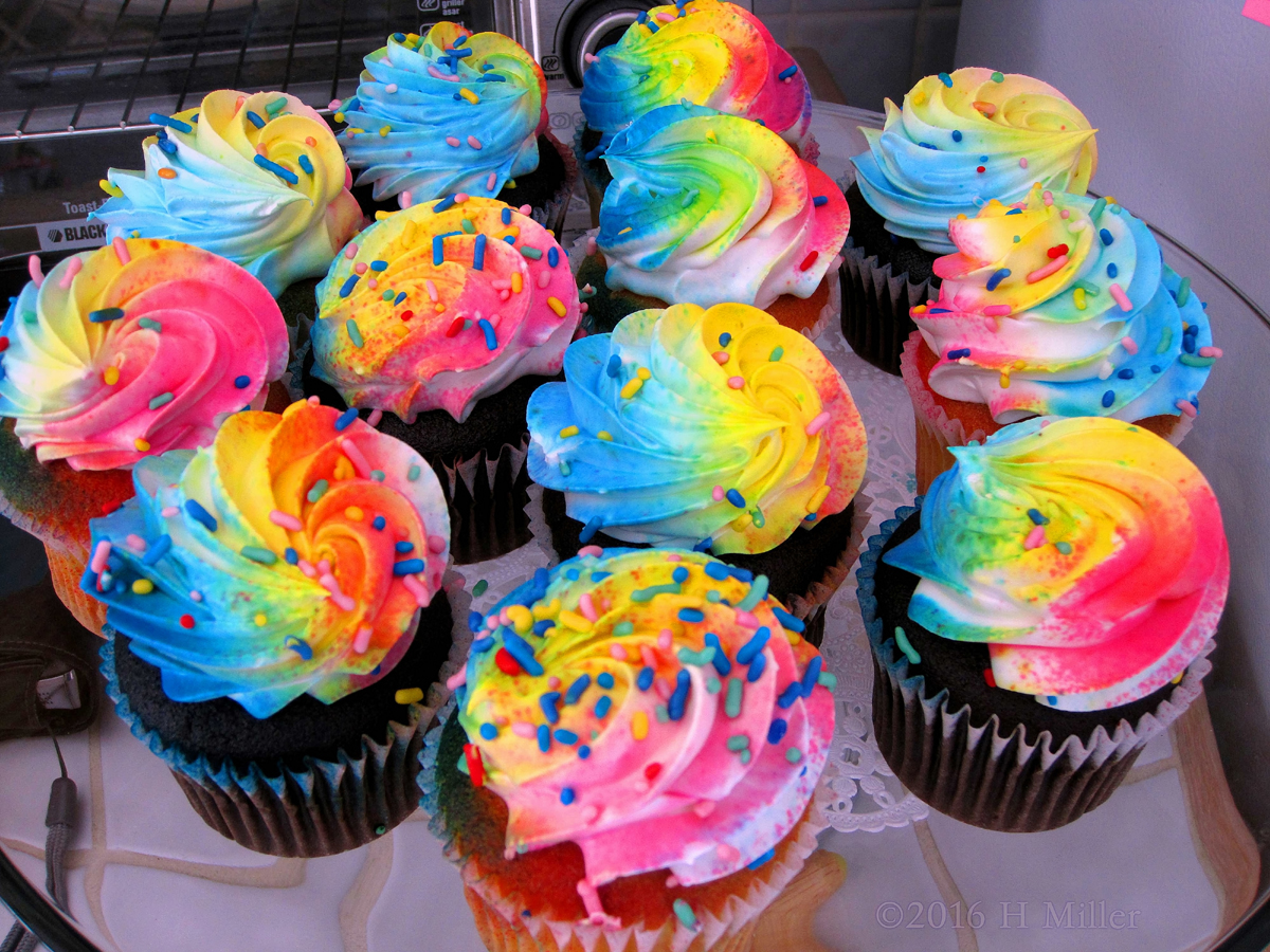 These Cupcakes Look So Delicious!! 