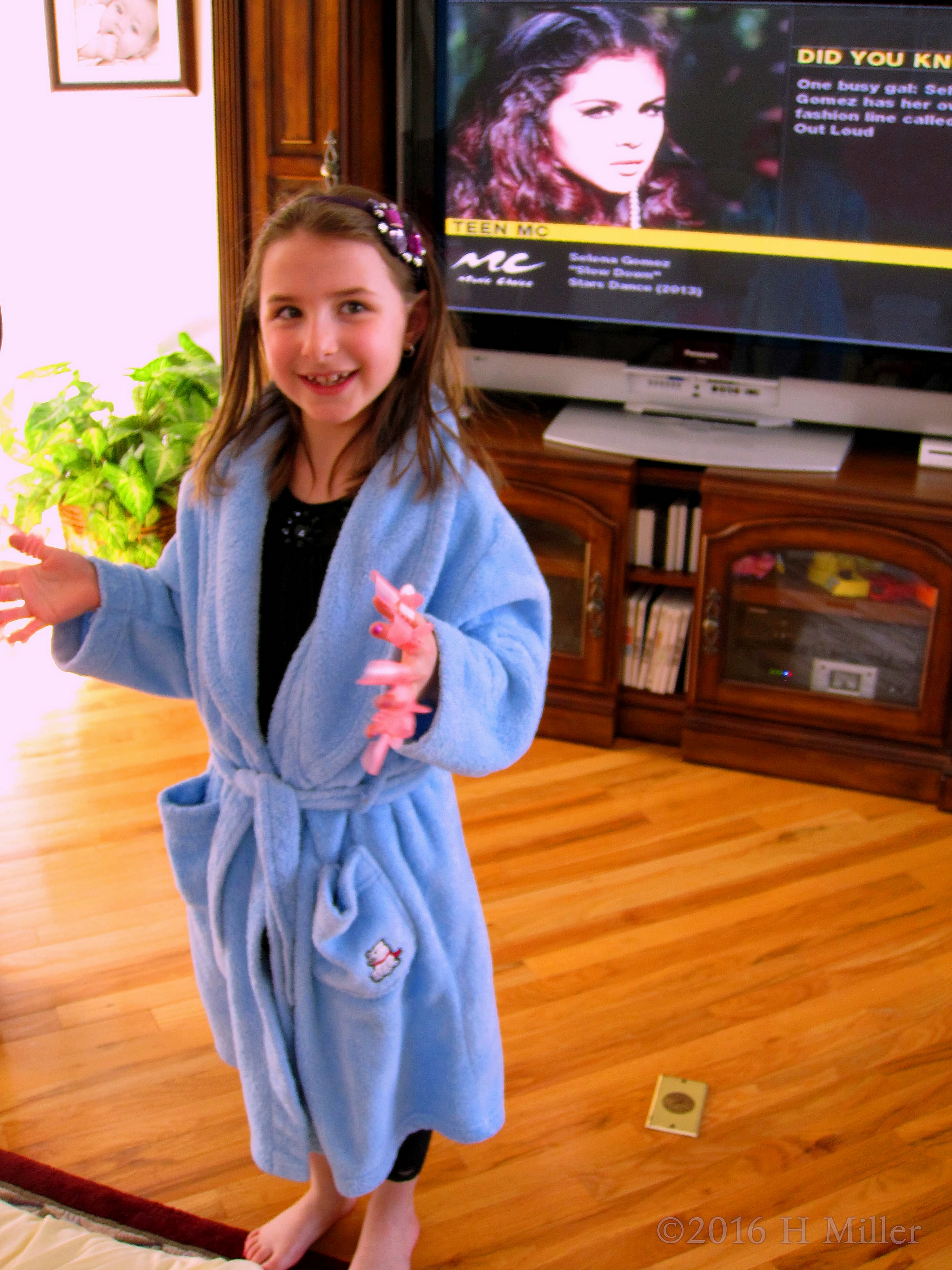 After Mani Look. She Looks Happy! After Mani Look. She Looks Happy!