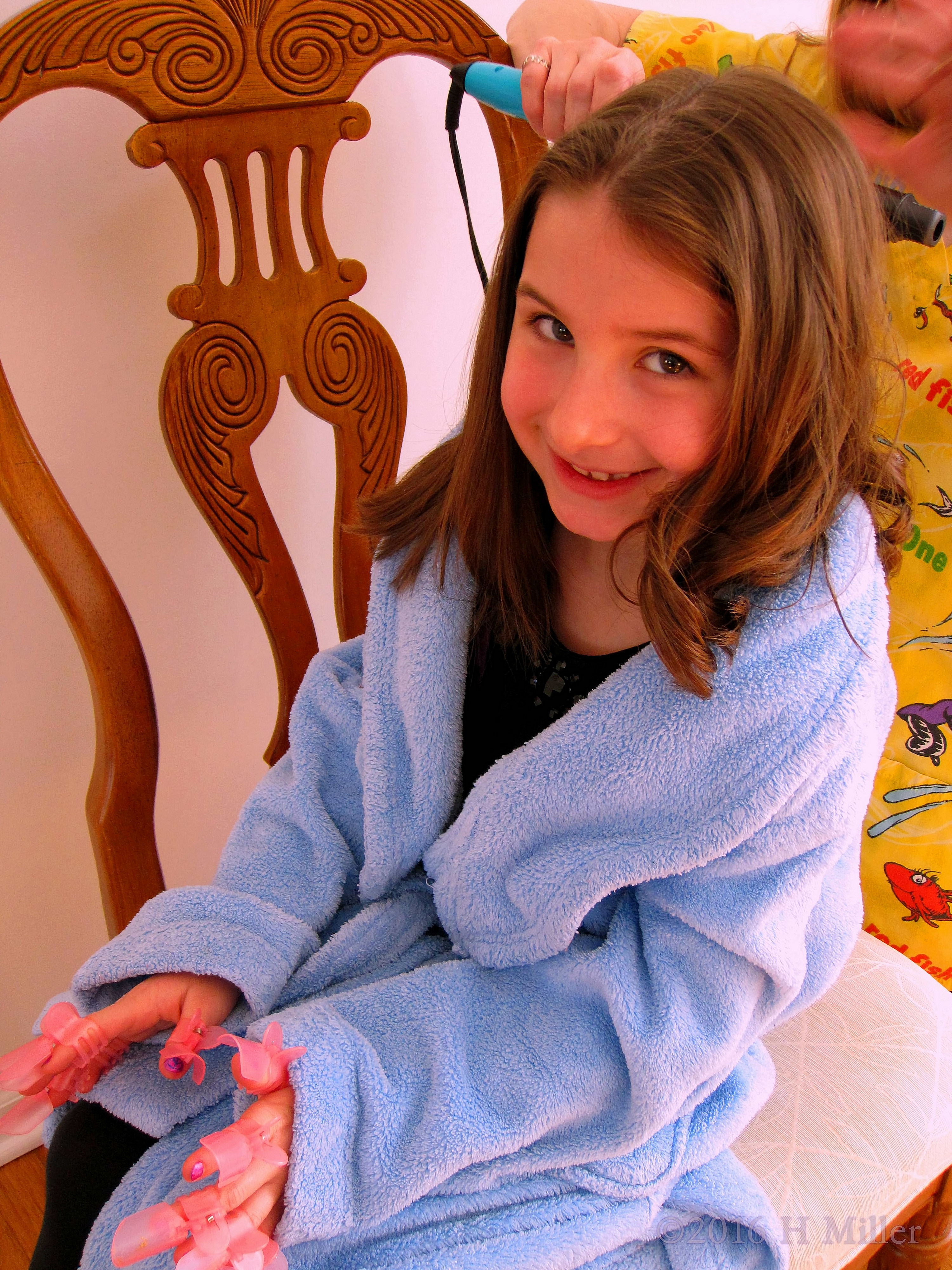 That Hairstyle Suits Her! That Hairstyle Suits Her!