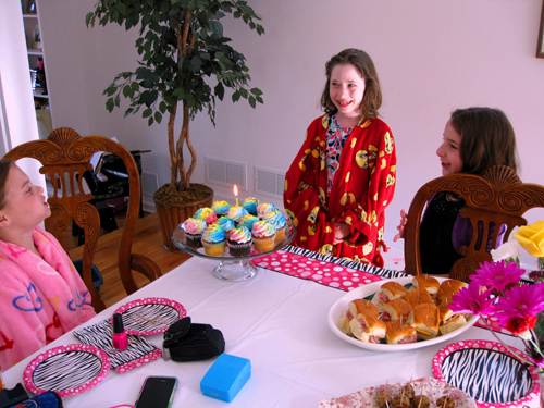 The Girls Look Very Happy! The Girls Look Very Happy!