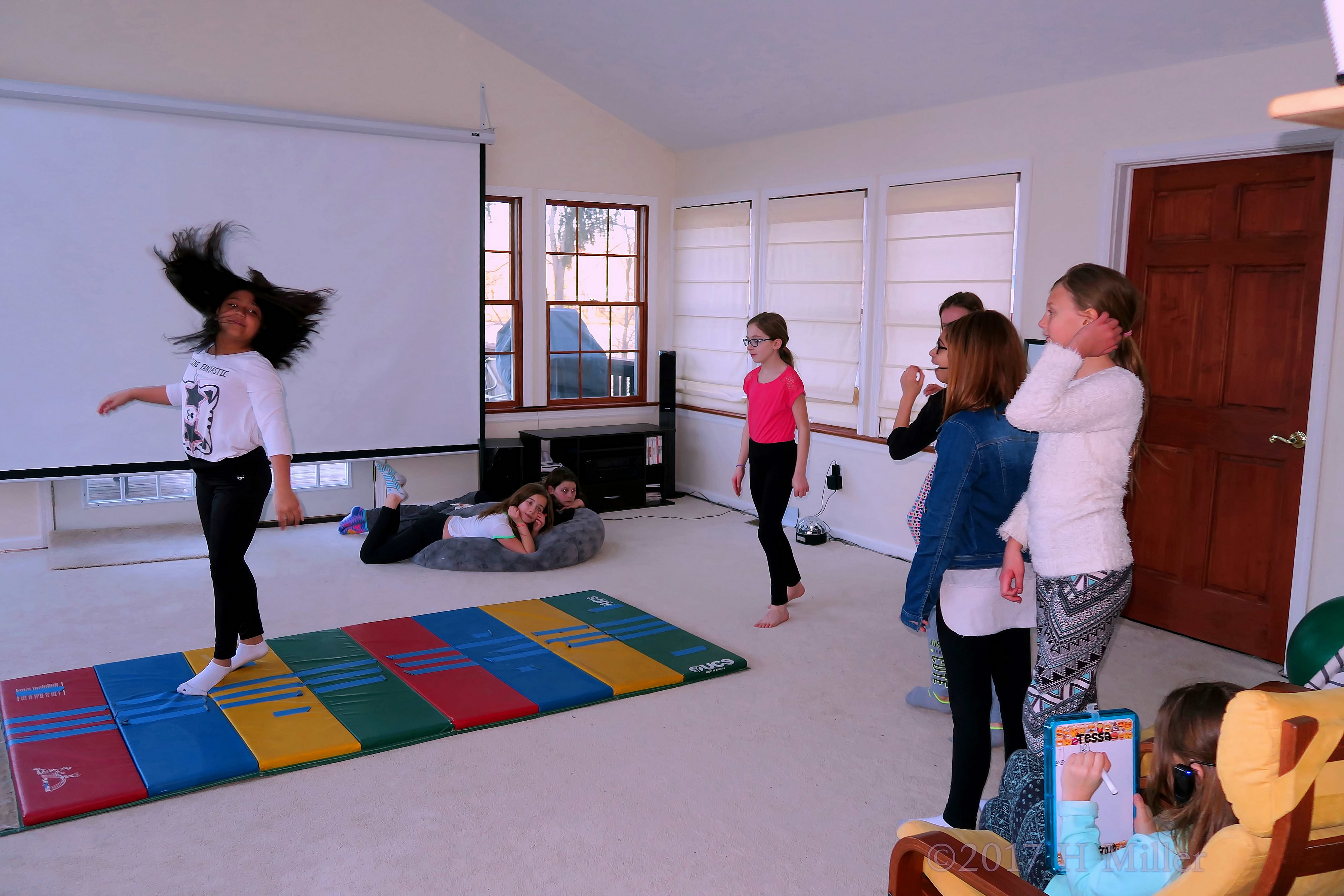 Yes She Made That Landing Like A Pro! Yes She Made That Landing Like A Pro!