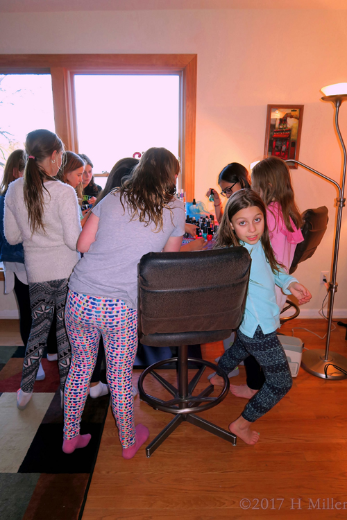 I Got My Colors And I'm Out Dude! LOL! I Got My Colors And I'm Out Dude! LOL!