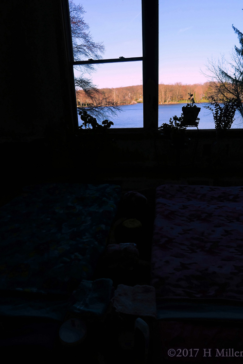 Spa Facial Setup With Relaxing View Of The Lake Spa Facial Setup With Relaxing View Of The Lake