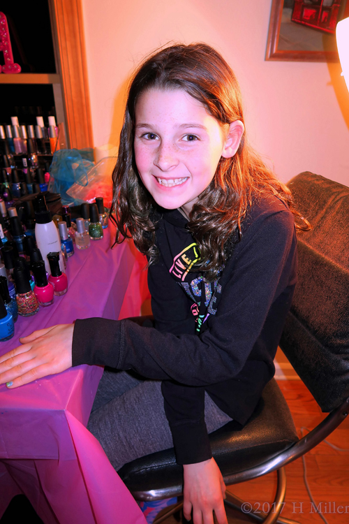 Mini Mani Spa Party Fun For Girls! Mini Mani Spa Party Fun For Girls!