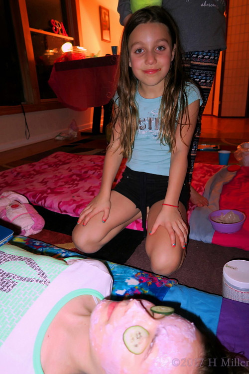 Tessa Keeping Her Friend Company During Facials For Girls! Tessa Keeping Her Friend Company During Facials For Girls!