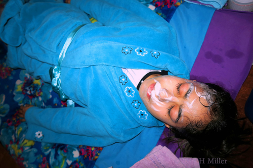 This Guest Enjoying A Relaxing Spa Party Facia This Guest Enjoying A Relaxing Spa Party Facia