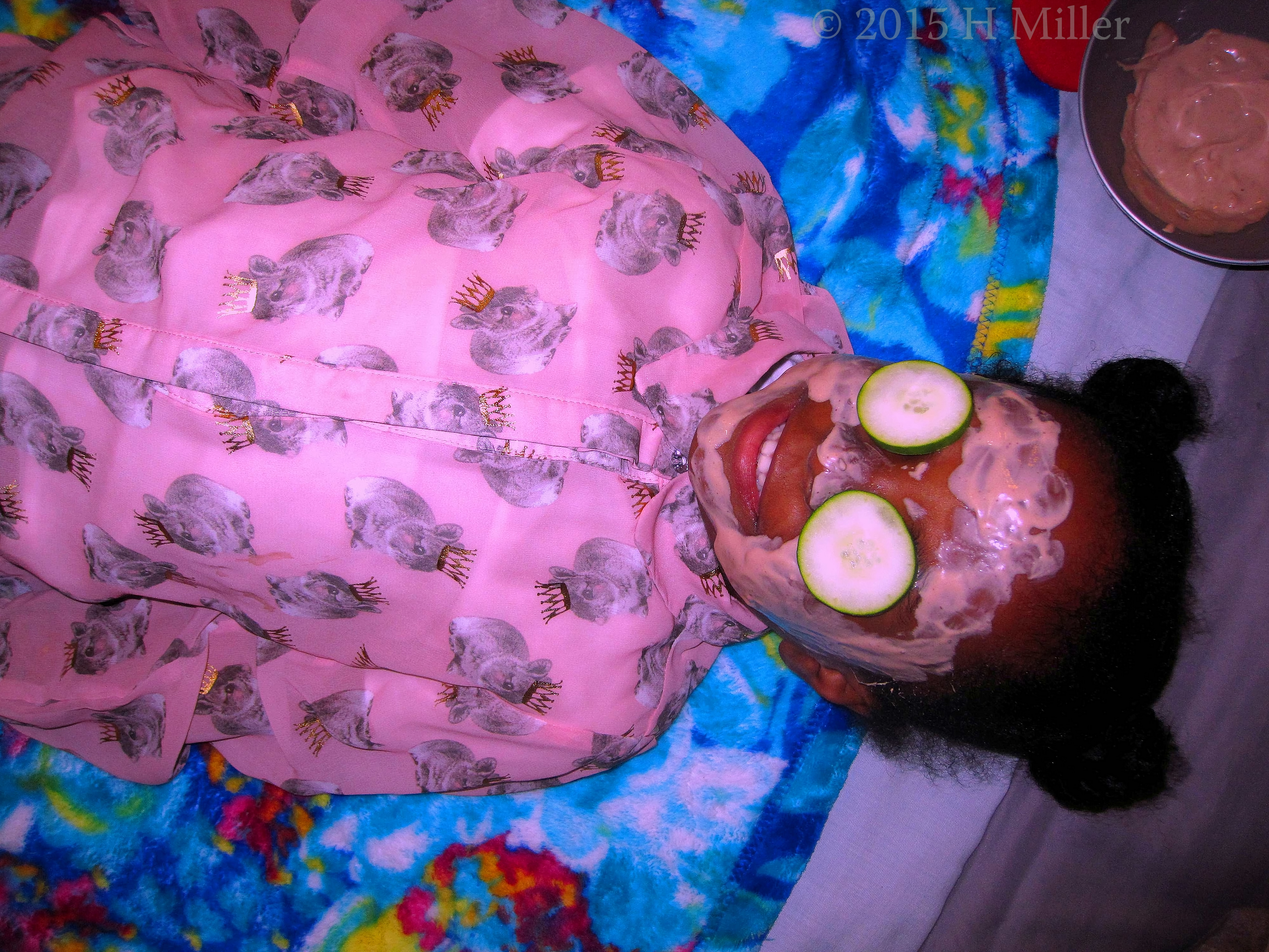 Cucumbers Really Do Soothe The Eyes. Cucumbers Really Do Soothe The Eyes.