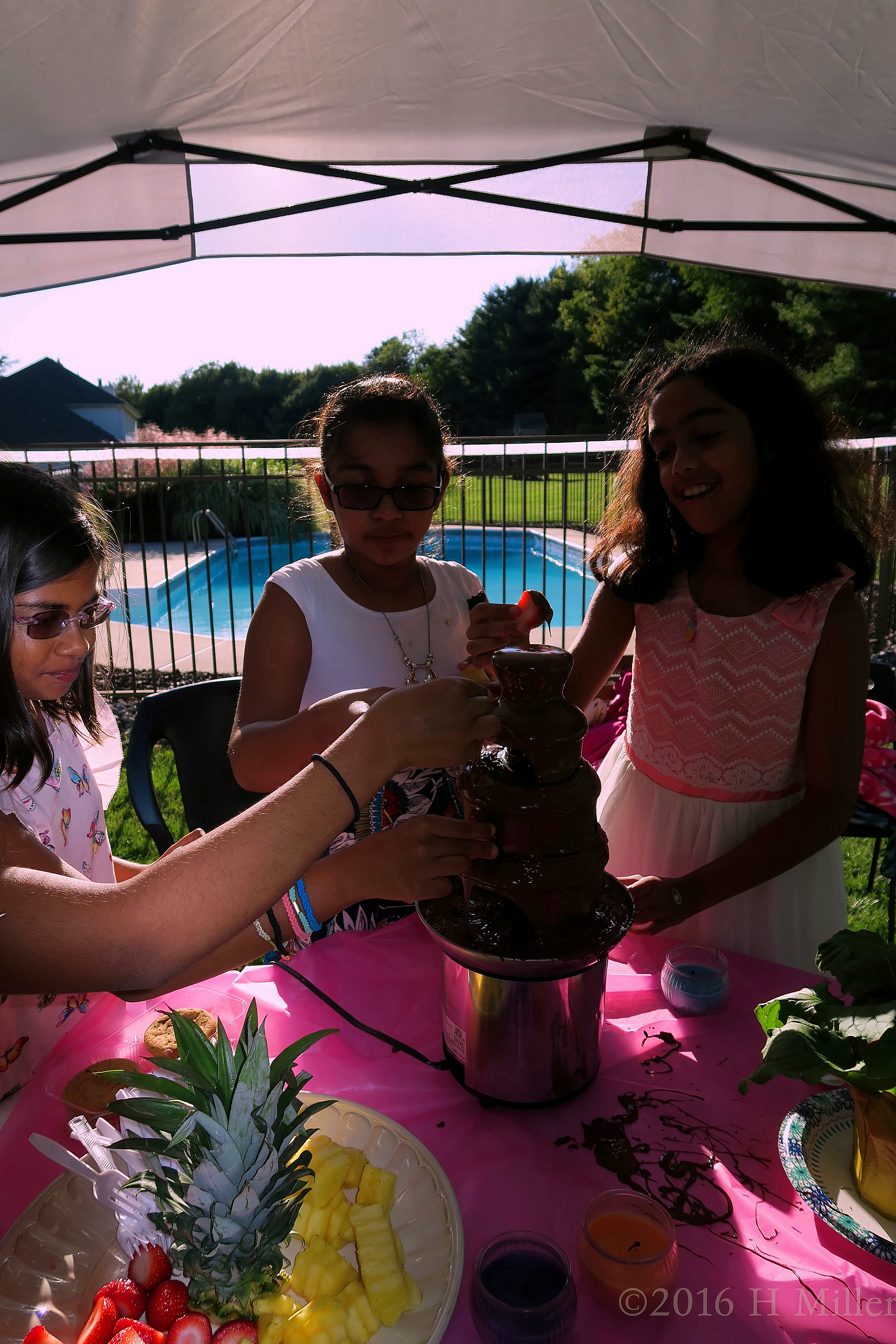 Um, Um, YUM !!! Um, Um, YUM !!!