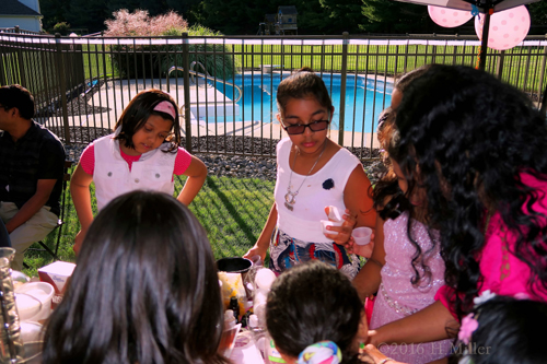 Having Fun While Making Cool Crafts For Kids. Having Fun While Making Cool Crafts For Kids.