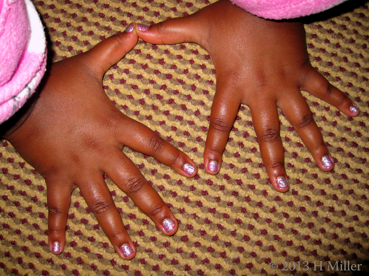 OPI Silver Shatter Over Pink. 