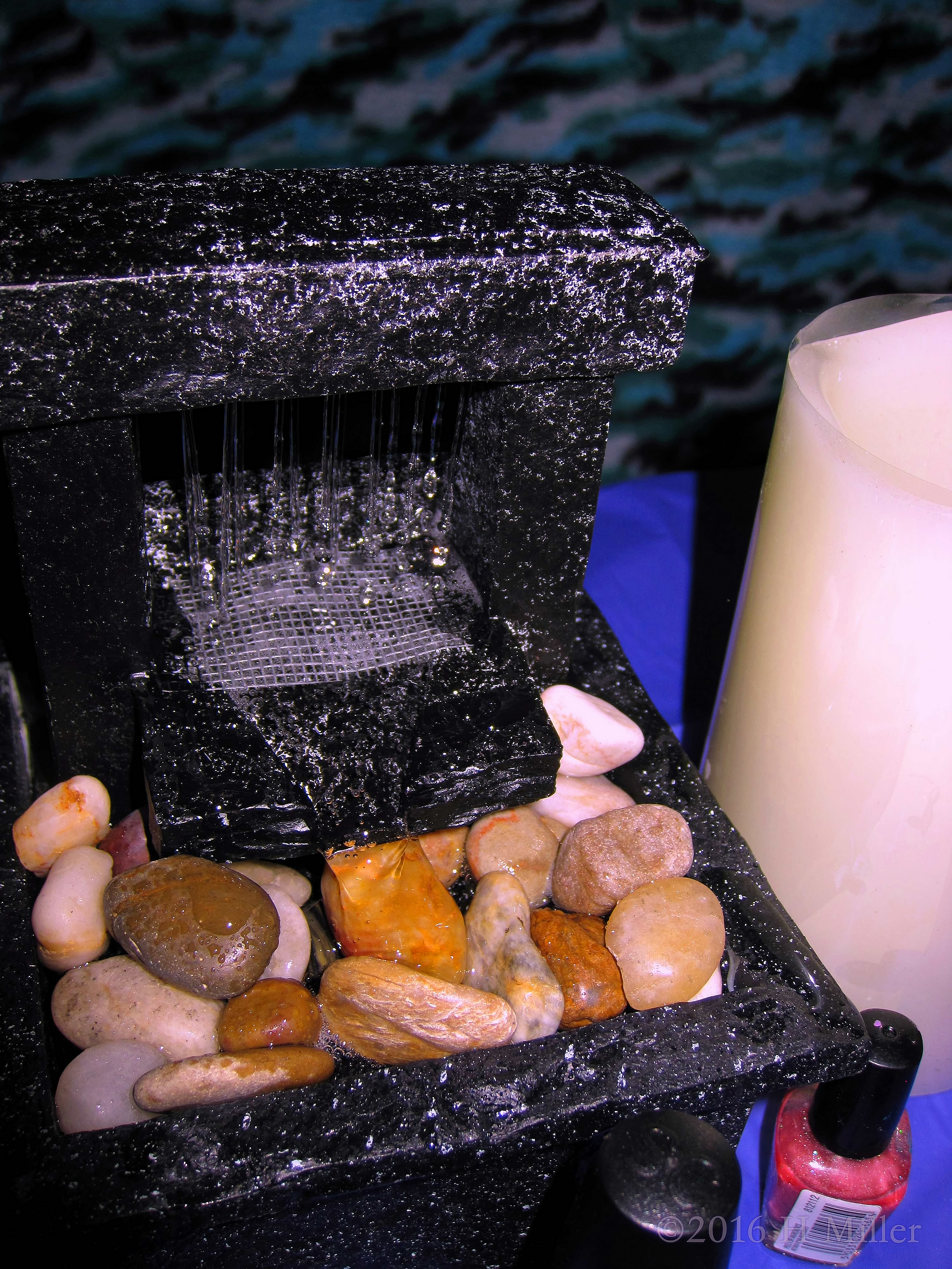 Relaxing Waterfall Decoration Relaxing Waterfall Decoration