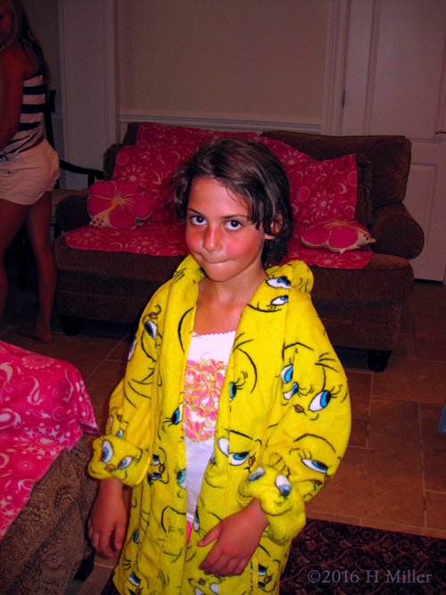 She Has A Cute Yellow Spa Robe. She Has A Cute Yellow Spa Robe.