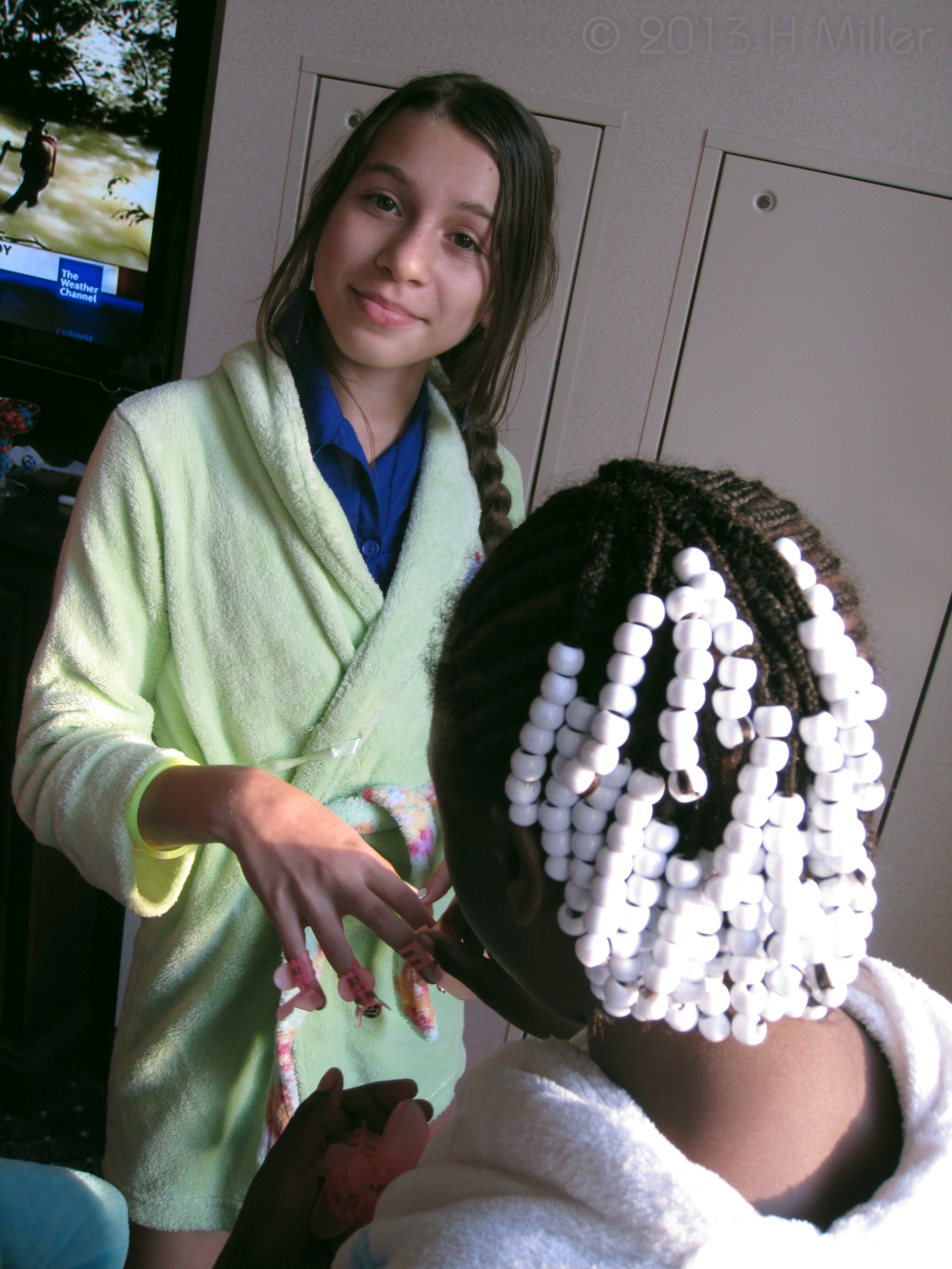 Spa Party Guest With Nail Protectors